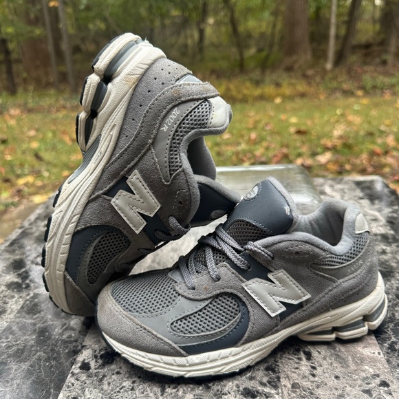New Balance Size 1 2002R Unisex Kids Running Shoes Steel Gray  Athletic Sneakers - Picture 7 of 16